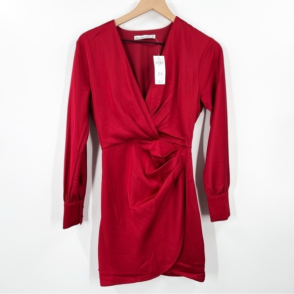 Abercrombie & Fitch Red Mini Dress - Picture 1 of 10